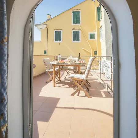 Terrazza Cielo E Mare * Imperia