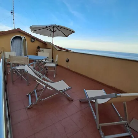 Apartment Terrazza Cielo E Mare *