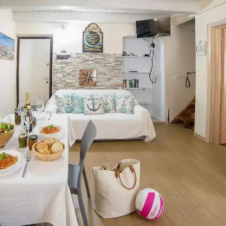 Terrazza Cielo E Mare Imperia