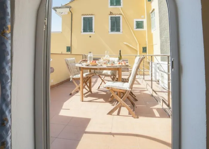 Terrazza Cielo E Mare * Imperia
